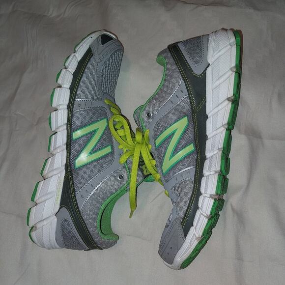 Women's New Balance 750v1 Training Athletic Shoe Size 7 - Picture 5 of 5